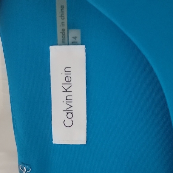 Because I don't want it anymore and I only used it once - Picture 2 of 3